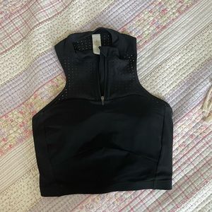 lululemon high neck sports bra crop top (black, size 4)